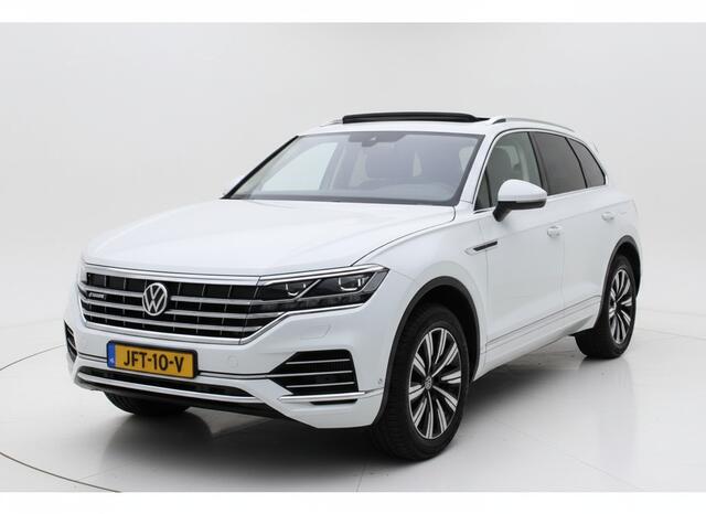 Volkswagen TOUAREG 3.0 TSi eHybrid ATMOSPHERE 4MOTION TREKHAAK/HEAD-UP/PANORAMADAK