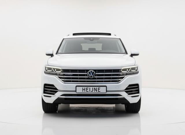 Volkswagen TOUAREG 3.0 TSi eHybrid ATMOSPHERE 4MOTION TREKHAAK/HEAD-UP/PANORAMADAK
