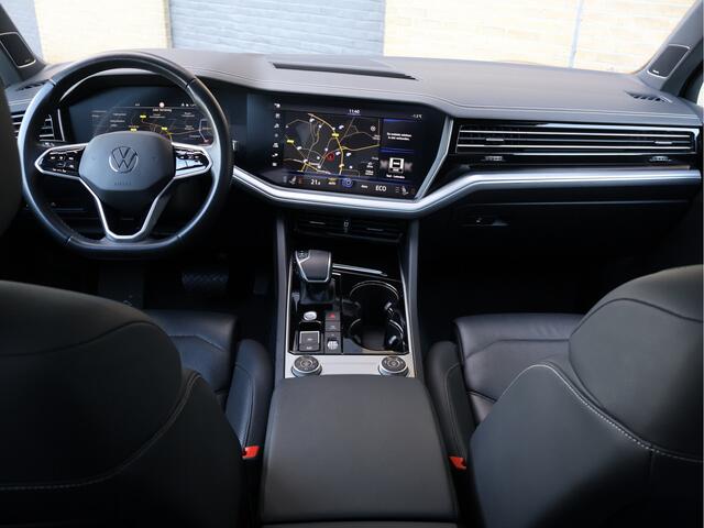 Volkswagen TOUAREG 3.0 V6 TDI R-Line 4Motion | Massage | Luchtvering | HUD | Matrix | ACC | Achterasbesturing |