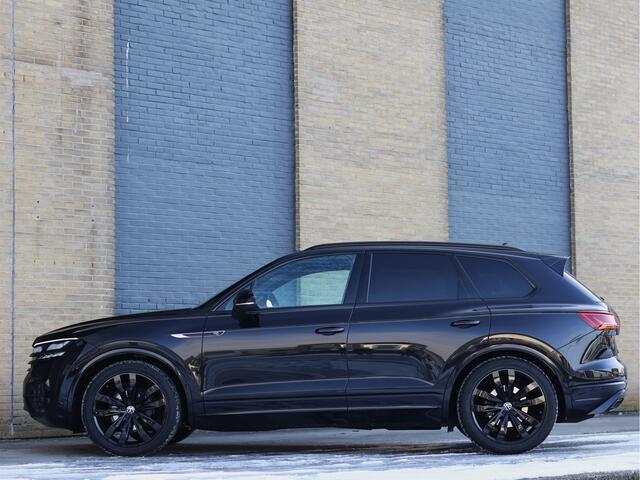 Volkswagen TOUAREG 3.0 V6 TDI R-Line 4Motion | Massage | Luchtvering | HUD | Matrix | ACC | Achterasbesturing |