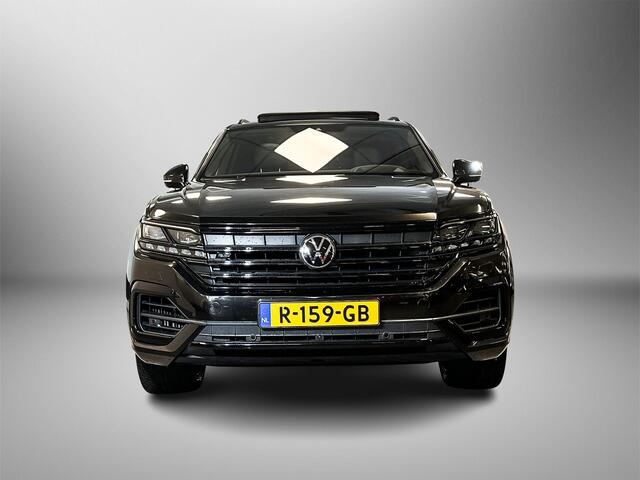 Volkswagen TOUAREG 3.0 462pk TSi 4MOTION R Velgen ' Suzuka zwart', 21 inch lichtmetaal | Navigatie-apparaat Premium | Trekhaak, elektrisch zwenkbaar