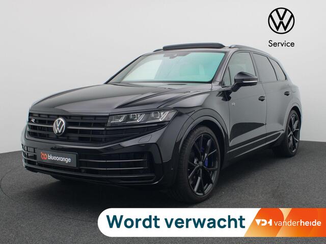 Volkswagen TOUAREG 3.0 TSi eHybrid 4MOTION R Final Edition 463PK DSG matrix led, trekhaak, panoramadak, 360gr. camera, leder, luchtvering, keyless, stuur-stoelverwarming, Dynaudio, head-up display, 22" lichtmetaal