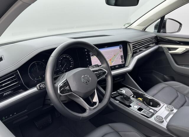 Volkswagen TOUAREG 3.0 TSi eHybrid ELEGANCE 4MOTION HEAD-UP/LUCHTVERING/PANORAMADAK