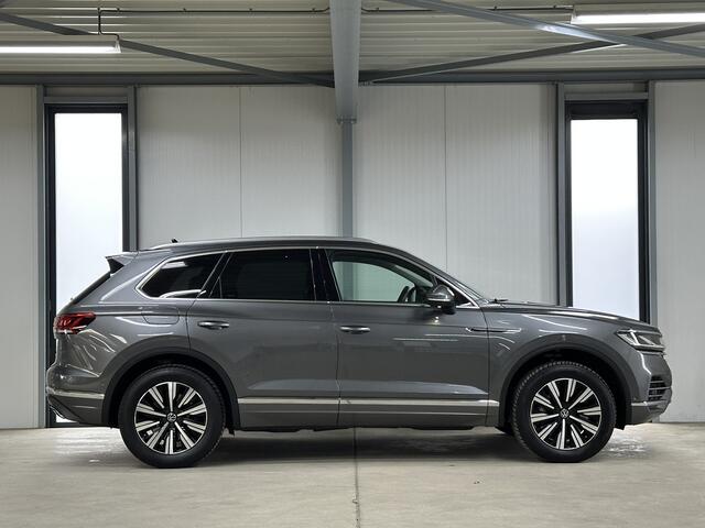 Volkswagen TOUAREG 3.0 TSi eHybrid 4MOTION Elegance | Pano | Head-up | premium audio | Plug in hybride |