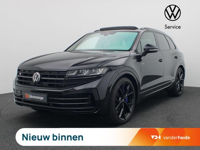 Volkswagen TOUAREG 3.0 TSi eHybrid 4MOTION R 463PK Aut. matrix led, trekhaak, panoramadak, 360gr. camera, leder, luchtvering, keyless, stuur-stoelverwarming, Dynaudio, head-up display, 22" lichtmetaal