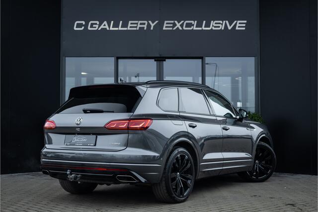 Volkswagen TOUAREG 3.0 TSi 4MOTION R - Panorama | Luchtvering | Elek. Trekhaak | Memory | 360 Camera