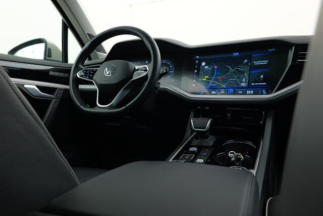 Volkswagen TOUAREG 3.0 TSi eHybrid 4MOTION | Panorama | Massage | Nachtzicht