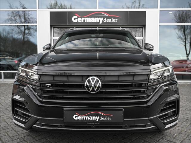 Volkswagen TOUAREG 3.0TSi eHybrid 4Motion R V6 462pk Lucht Pano Leder Trekh 21-Inch Head-Up 21-Inch VOL!