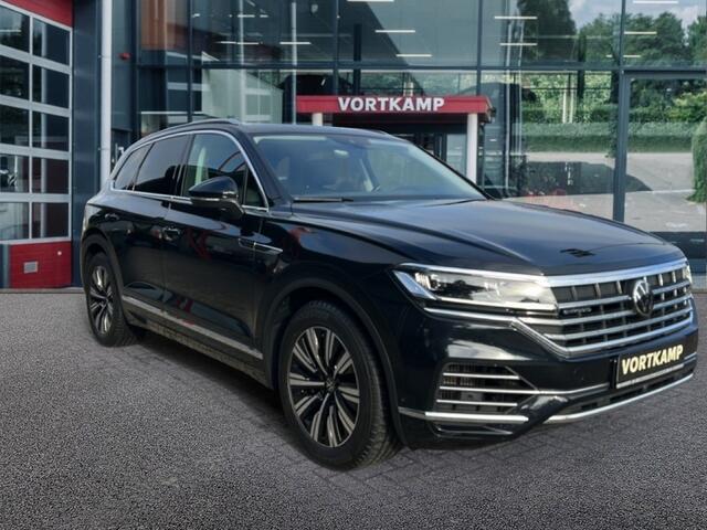 Volkswagen TOUAREG 3.0 TSI E-HYBRID 4MOTION TREKHAAK/PANO-DAK/ELEK-KLEP/360CAM/LEDER/ACC/STOELVERW