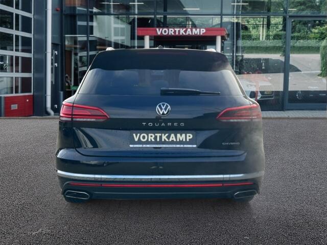 Volkswagen TOUAREG 3.0 TSI E-HYBRID 4MOTION TREKHAAK/PANO-DAK/ELEK-KLEP/360CAM/LEDER/ACC/STOELVERW