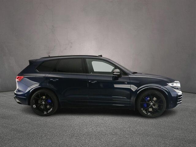 Volkswagen TOUAREG R 3.0 TSI eHybrid 462pk Tiptronic Trekhaak, Lederen bekleding, Luchtvering, Panoramadak, Adaptive cruise control, 360 camera, Elektrische achterklep