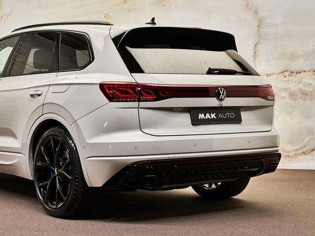Volkswagen TOUAREG R V6 eHybrid 4Motion Final Edition, pano, tr.haak, Dynaudio, 22'', luchtv., matrix-LED, memory, HUD, keyless, ACC, privacy