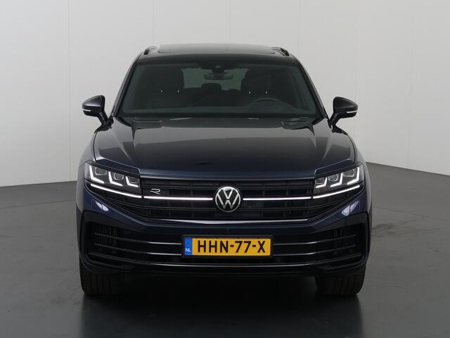 Volkswagen TOUAREG 3.0 TSi eHybrid 4MOTION R | HUD | Dyna Audio | Trekhaak | Nachtzicht | Stoelverwarming voor en achter | Panoramadak | Matrix LED | Luchtvering | Stoelmassage | Comfort-Pakket | SoftClose |
