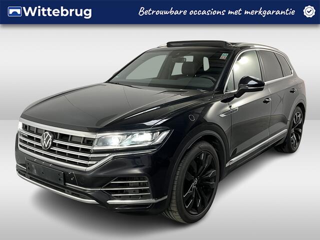 Volkswagen TOUAREG 3.0 TSI eHybrid Elegance 4MOTION / AUTOMAAT/ 381 PK/ PANO/ LUCHTVERING/ TREKHAAK/ LEER/ CAMERA/ PARK. SENSOREN/ MEMORY SEATS/ STOELVERWARM. V&A/ ELEK. ACHTERKLEP/ APP CONNECT/ ADAPT. CRUISE/ KEYLESS/ 4 ZONE CLIMA/ DAB