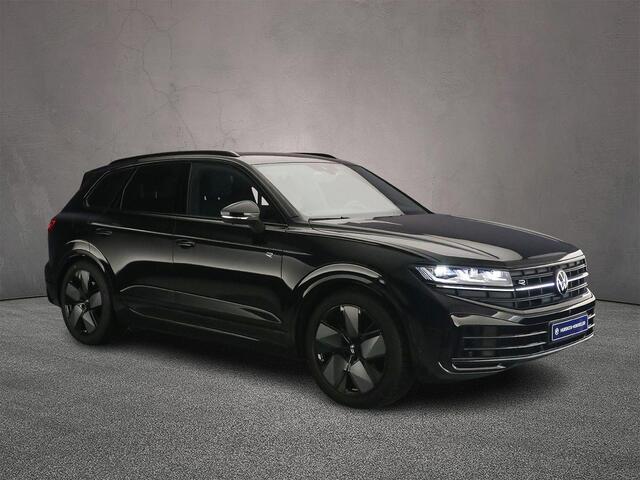 Volkswagen TOUAREG R 3.0 TSI eHybrid 462pk Tiptronic Trekhaak, DYN audio, Lederen bekleding, Luchtvering, Adaptive cruise control, 360 camera, Elektrische achterklep