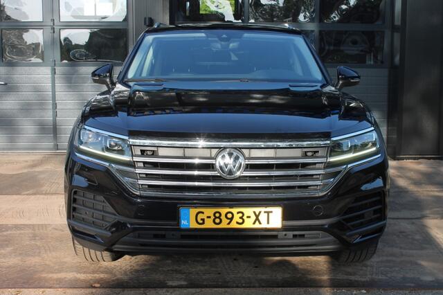 Volkswagen TOUAREG 3.0 TDI 4 Motion / Elektrische wegklapbare trekhaak / Electrische achterklep