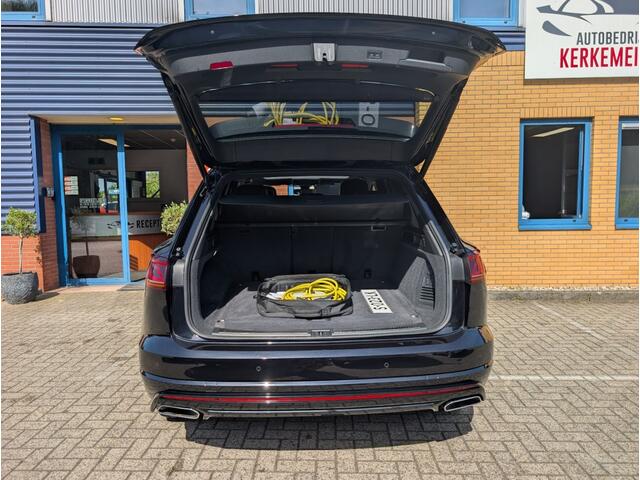 Volkswagen TOUAREG 3.0 TSI R-LINE, Plug-in Hybride, Soft close, Trekhaak, Panodak, BOMVOL!