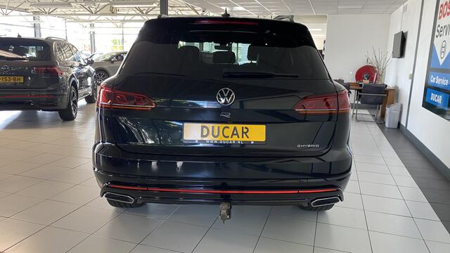 Volkswagen TOUAREG 3.0 TSi 4MOTION R 462 PK / Panoramadak / Trekhaak/