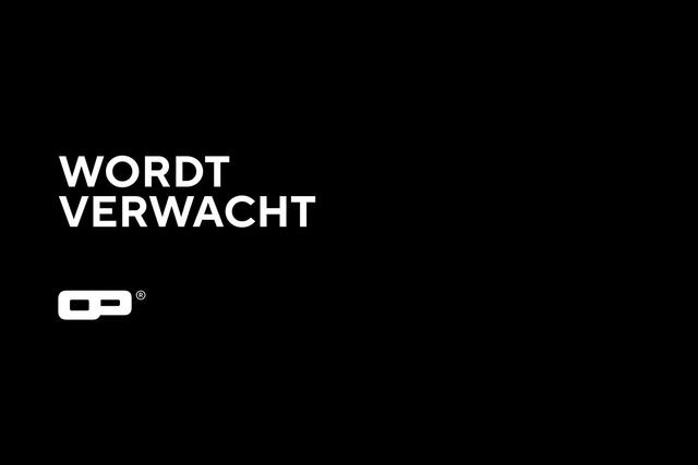 Volkswagen TOUAREG 3.0TSi/462pk Hybrid 4MOTION R Blackstyle|2023|Panoramadak|Leder|Luchtvering|LED|Trekhaak|PDC+360Camera+Assist|Memory-stoelen|22"Estoril|Servo-sluiting|Nachtzicht|Head-up|VOL!