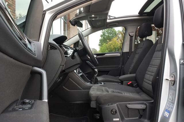 Volkswagen TOURAN 2.0 TDI Comfortline Panoramadak, Trekhaak