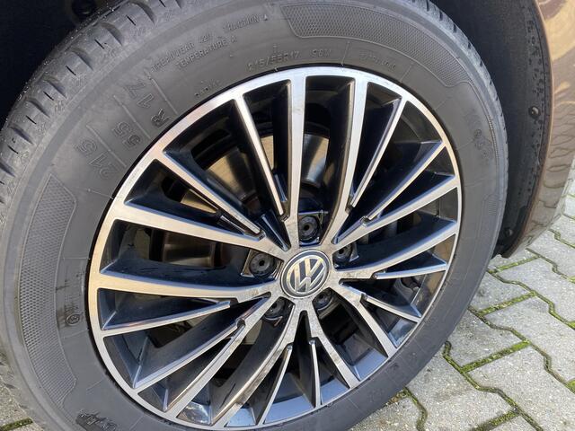Volkswagen TOURAN 1.4 TSI Comfortline 7p DSG & App Connect & Trekhaak, 3 stoelen isofix