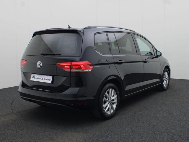 Volkswagen TOURAN 1.5TSI/150PK Comfortline 7p DSG · Navigatie · Parkeersensoren + camera · Stoelverwarming