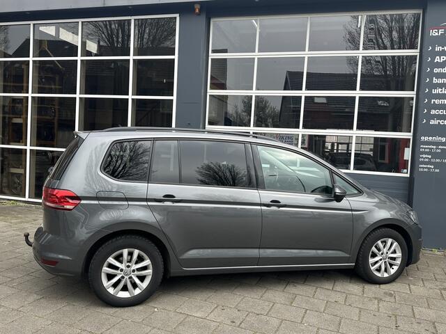 Volkswagen TOURAN 1.2 TSI Comfortl. 7-Persoons Ecc Pdc Navi Trekhaak