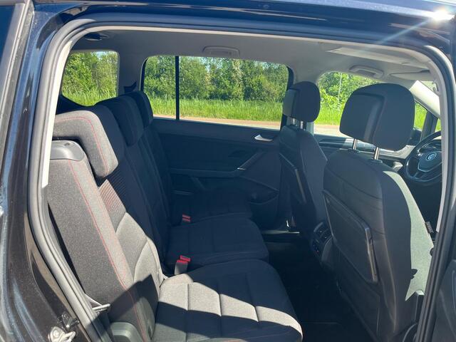 Volkswagen TOURAN 1.4 TSI Highline Edition R 7p Trekhaak, Navigatie, Apple Carplay/Android Auto,