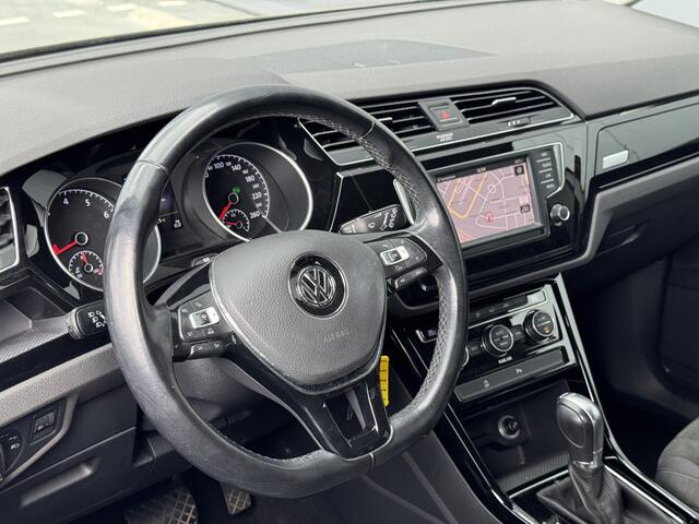 Volkswagen TOURAN 1.4 TSI Highline | Adaptief cruise control | Trekhaak | Navigatie