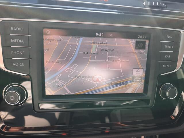 Volkswagen TOURAN 1.4 TSI Highline | Trekhaak | Camera | Navi | Elec. klep |