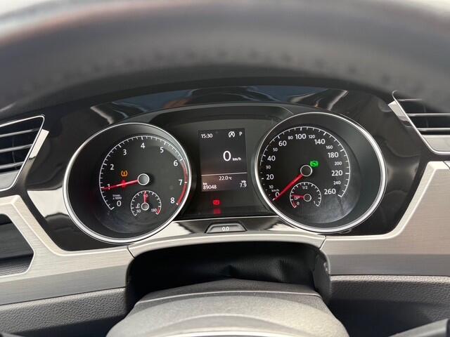 Volkswagen TOURAN 1.5 TSI Comfortline Business 7p | Navi | Cruise | 89.048 km Dealeronderhouden