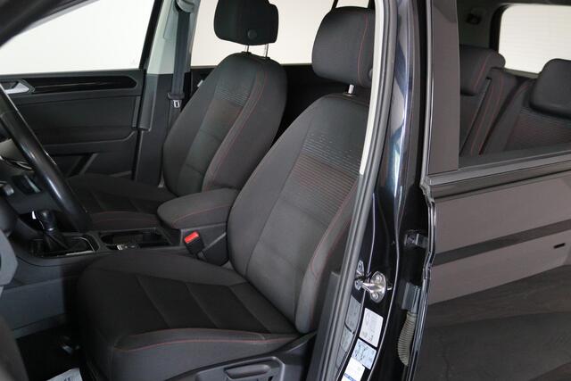Volkswagen TOURAN 1.4 TSI Join, R-line, 7-Persoons, Trekhaak, Navigatie, Apple Carplay/Android Auto,