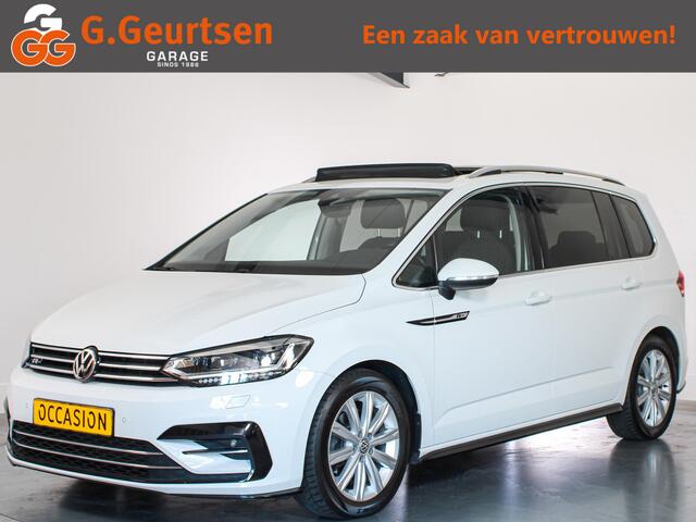 Volkswagen TOURAN 1.4 TSI Highline R-line, 7-Persoons, Panoramadak, LED koplampen, Apple CarPlay, Achteruitrijcamera