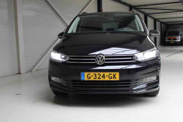 Volkswagen TOURAN 1.4 TSI Highline 7p Automaat Trekhaak | Navigatie | Stoelverwarming |