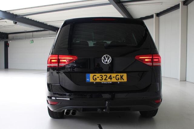 Volkswagen TOURAN 1.4 TSI Highline 7p Automaat Trekhaak | Navigatie | Stoelverwarming |