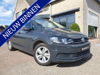 volkswagen-touran-1.5-tsi-comfortli