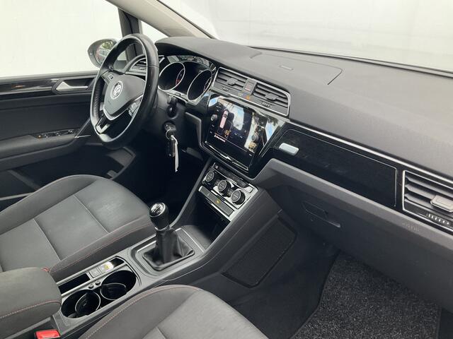 Volkswagen TOURAN 1.4 TSI 150pk Comfortline Stoel/Stuurverw. Carplay Adap.Cruise Nav/Cam Onderhouden!