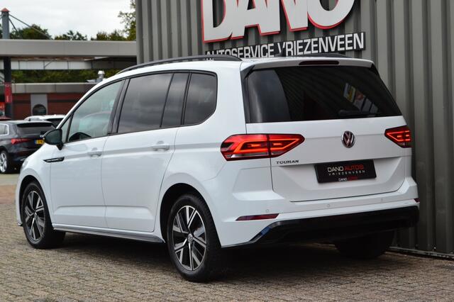 Volkswagen TOURAN 1.5 TSI DSG Highline R-Line LED/ACC/Keyless