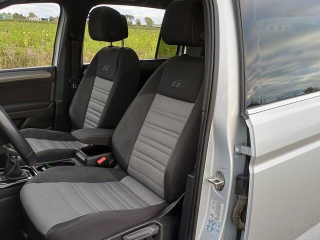 Volkswagen TOURAN TSI Highline Business R-Line 7Pers. /Pano/Trekh./Camera/Navi/