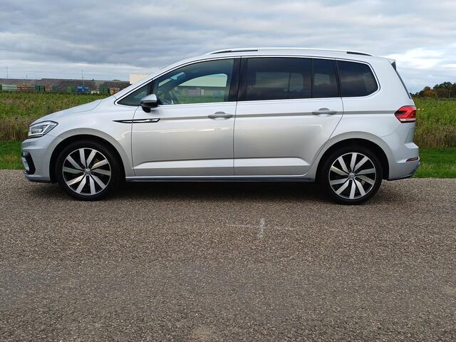 Volkswagen TOURAN TSI Highline Business R-Line 7Pers. /Pano/Trekh./Camera/Navi/