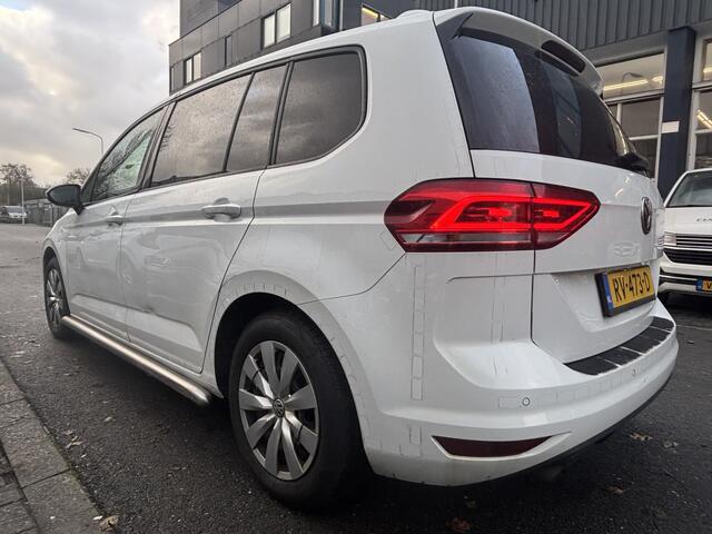 Volkswagen TOURAN 2.0 TDI SCR AUTOMAAT / HONDENWAGEN