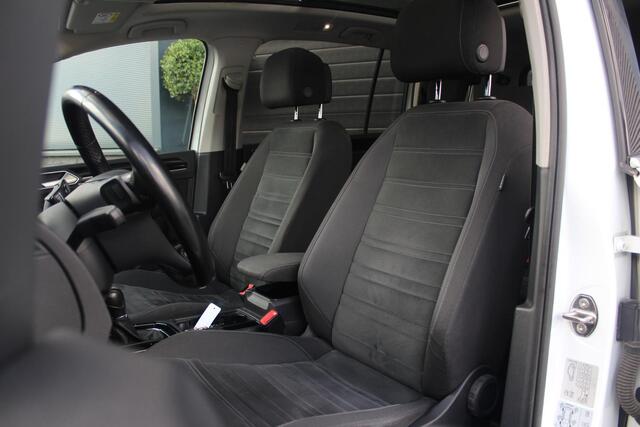 Volkswagen TOURAN 1.4 TSI Highline Business R | 7-Pers. | Pano | Camera