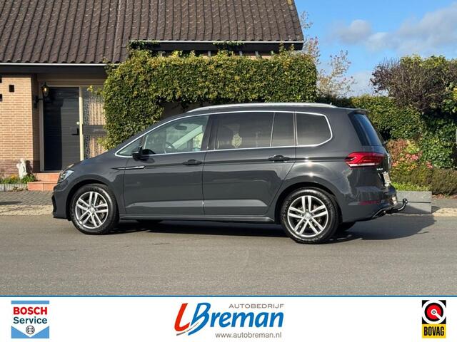 Volkswagen TOURAN 1.5 TSI R-line DSG 7-Persoons trekhaak ACC