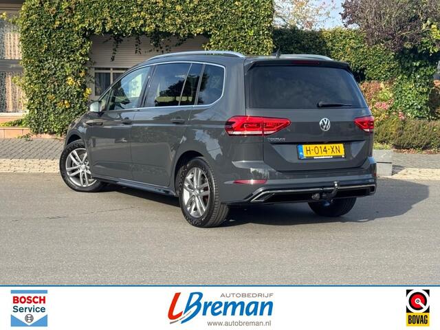 Volkswagen TOURAN 1.5 TSI R-line DSG 7-Persoons trekhaak ACC