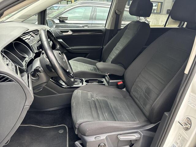 Volkswagen TOURAN 1.4 TSI 150pk DSG Highline Business R 7p · Apple/Android Car Play · P-Sensoren · Elek. Achterklep · Trekhaak · Stoel & Stuur Verwarming · 17'' Inch ·