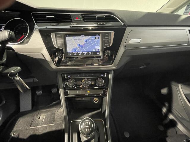 Volkswagen TOURAN 1.4 TSI Comfortline 7p Navigatie | Trekhaak | Climate controle | Camera