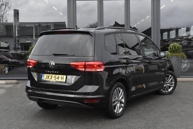 Volkswagen TOURAN 1.5 TSI Business 7p Pano - Trekhaak - BTW