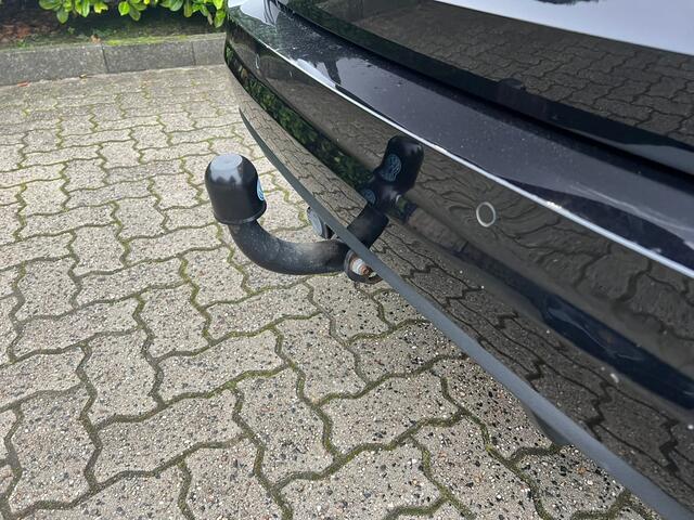 Volkswagen TOURAN 1.2 TSI Comfortline 7p trekhaak, cruise, navi, airco