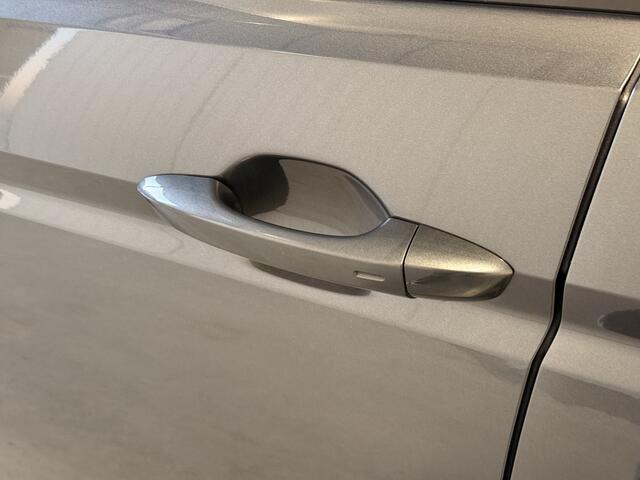 Volkswagen TOURAN 1.4 TSI Comfortline 7p | Pano | Stoelverwarming | Achteruitrijcamera | Trekhaak | Apple Carplay / Android Auto |