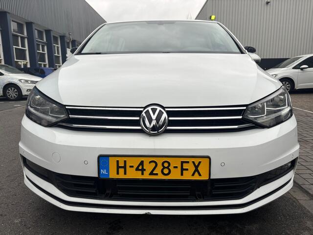 Volkswagen TOURAN 2.0 TDI AUTOMAAT / 174 DKM / HONDENWAGEN